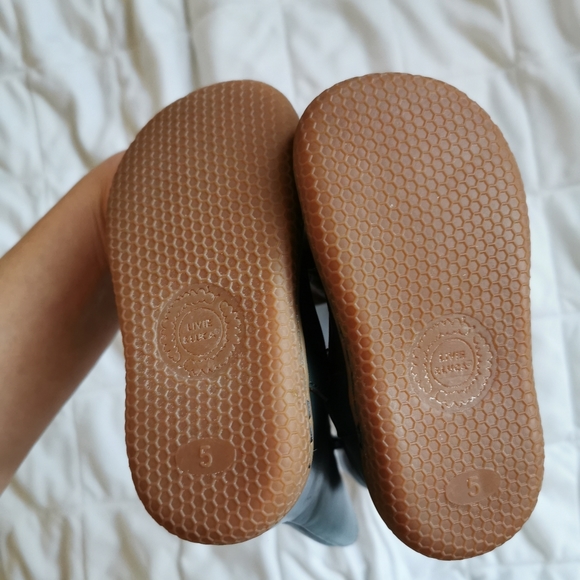 Livie & Luca Blue Gold Tiempo Boots Size 5 (baby) - Picture 3 of 11